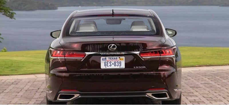 В новом отзыве виноваты модные сиденья Lexus LS500