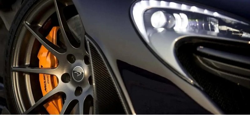 Преемник гибридного McLaren P1 будет оснащен…