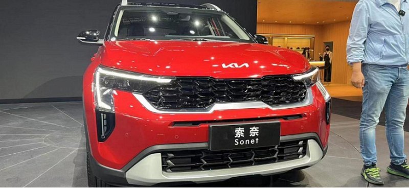 Новый Kia Sonet за $12700 стал богаче в плане…