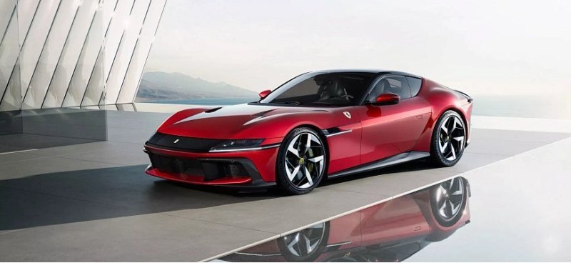Ferrari возвращается к истокам: премиальная…
