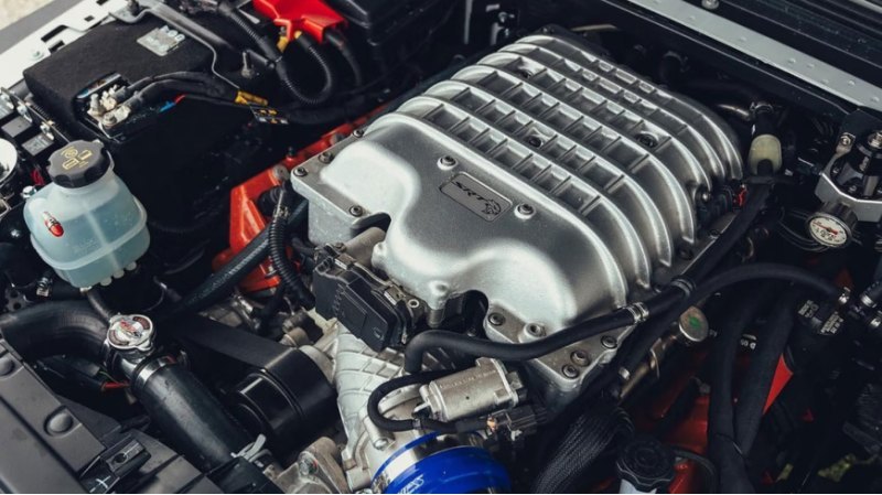 Dodge Durango SRT 392 оснащается 6,4-литровым V8…
