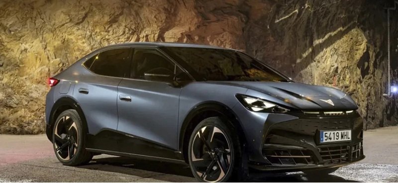 Новый 340-сильный Cupra Tavascan вышел на…