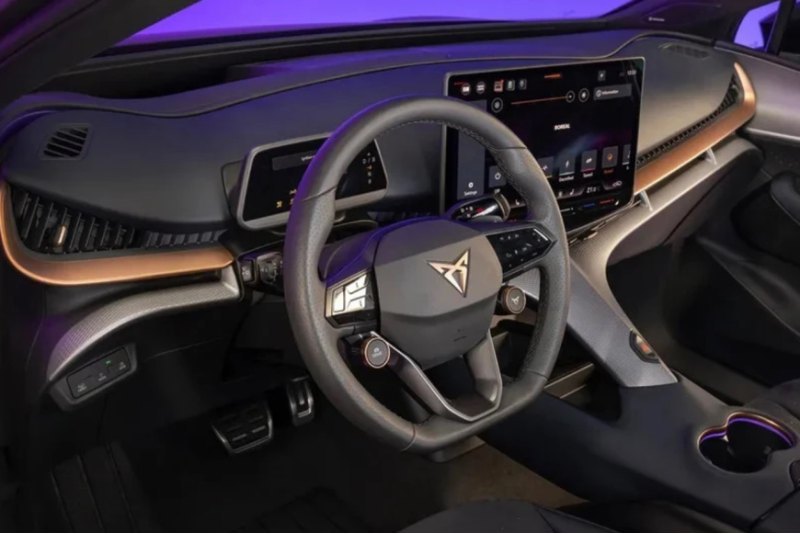 Новый автомобиль будет предлагаться в двух…