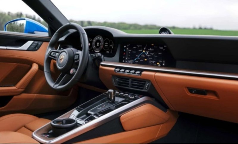 Кроме того, в 2025 году Porsche представит…