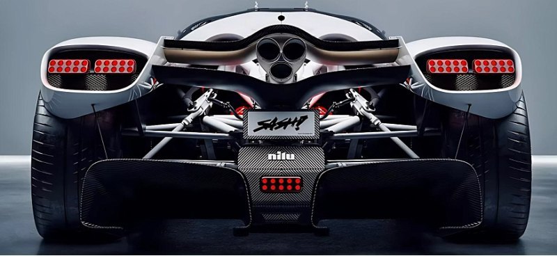 Известный автомобильный дизайнер Саша Селипанов…