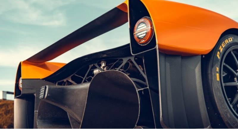 Adamastor Furia разгоняется с 0 до 100 километров…
