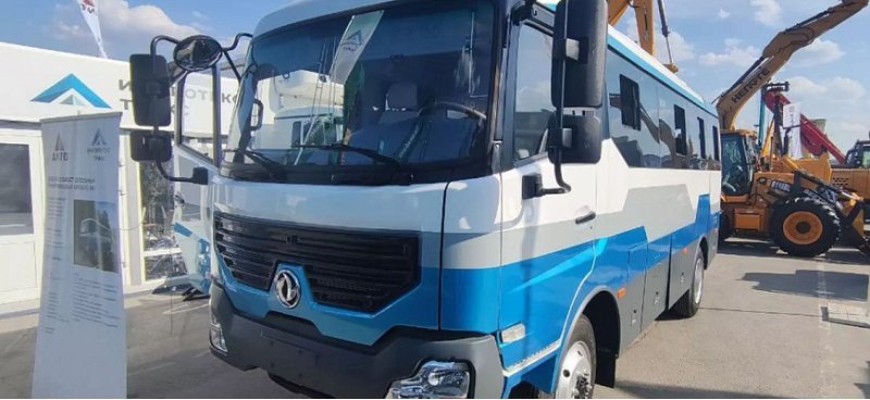Dongfeng привез в РФ автобус-вездеход, который…