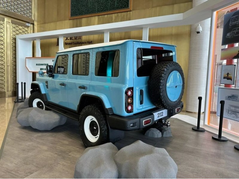 Beijing Auto Works (BAW) — китайский…