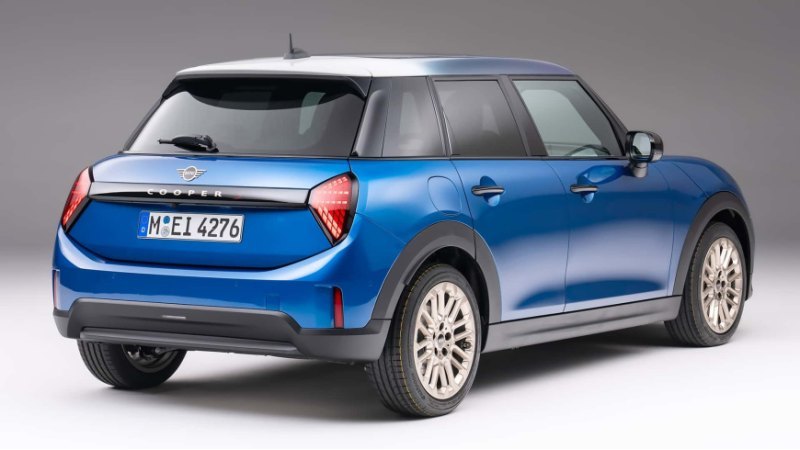Но важно отметить, что Mini Cooper - это не…