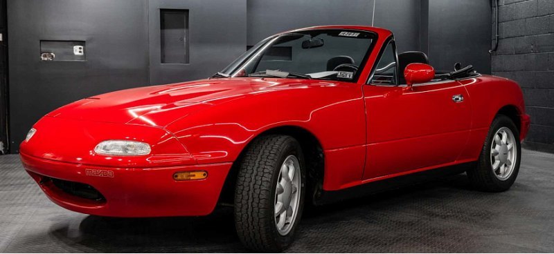 Эта Miata 1990 года выпуска выглядит почти как…