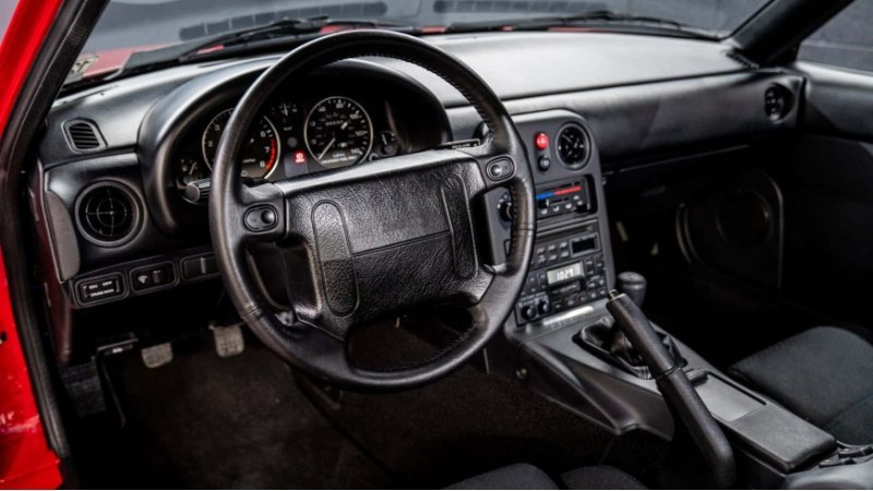 Приобретение полностью сохраненной Miata 1990…