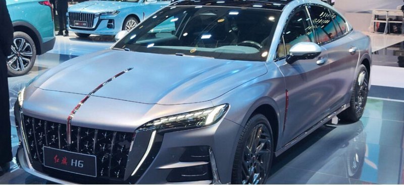 Китайский Hongqi презентовал обновленный лифтбек…