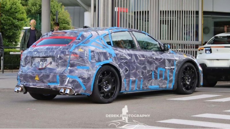 Тот факт, что Ferrari решила использовать кузов…