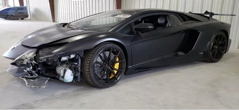 Этот Lamborghini Aventador получит задний привод…