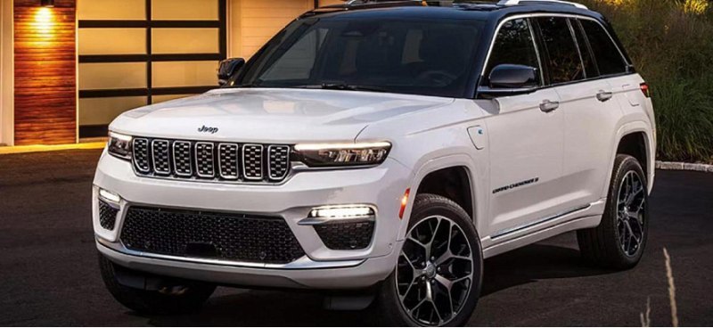 В России за 8 млн продают внедорожник Jeep Grand…