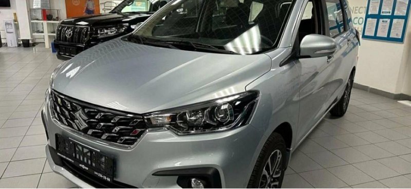 В России ждут партию новых компактвэнов Suzuki…