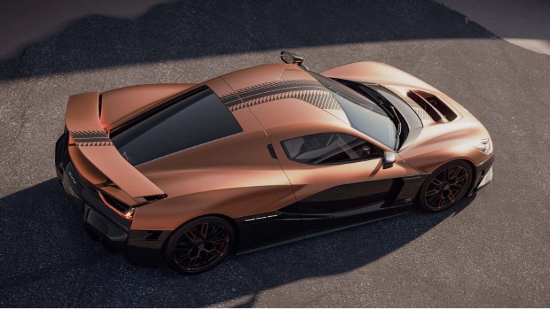 Медная версия Rimac Nevera также обладает…