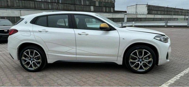 Названы самые недорогие премиальные автомобили в…