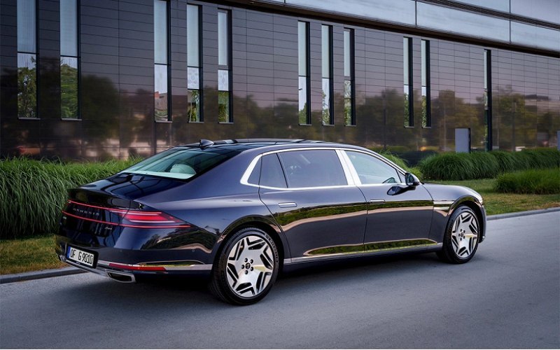 Genesis G90 Limousine второй генерации в продаже…