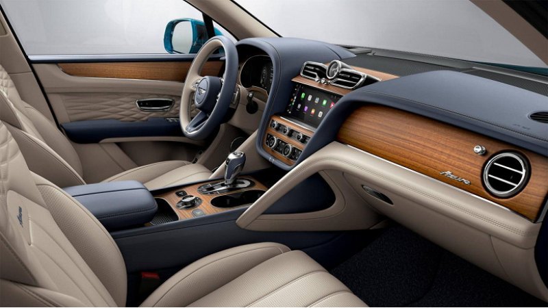 Доставленный в Россию Bentayga продается с…