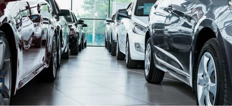 Продажи новых автомобилей в России установили…