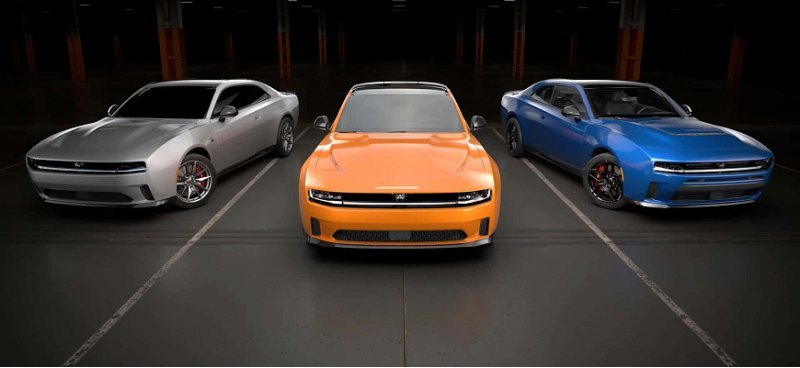 Электрический Dodge с искусственным выхлопом…