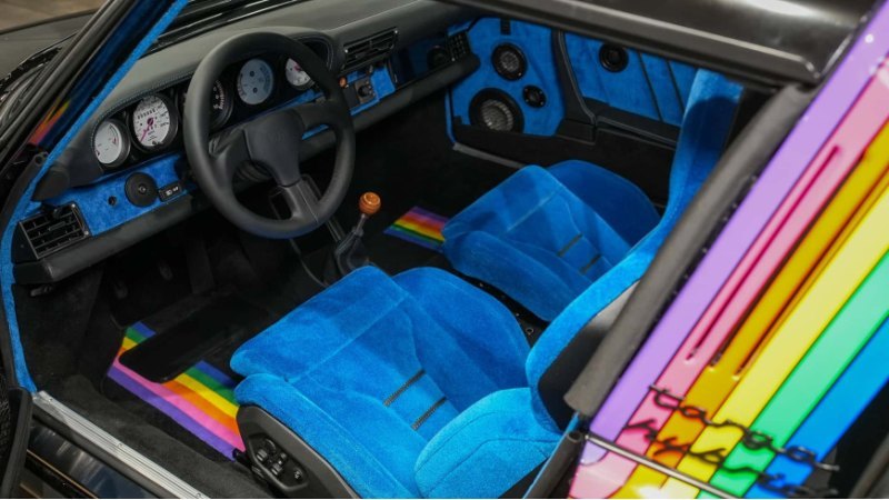 Помимо всего прочего, гибридный Porsche Targa с…