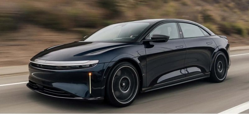 Самый быстрый бронированный автомобиль в мире…