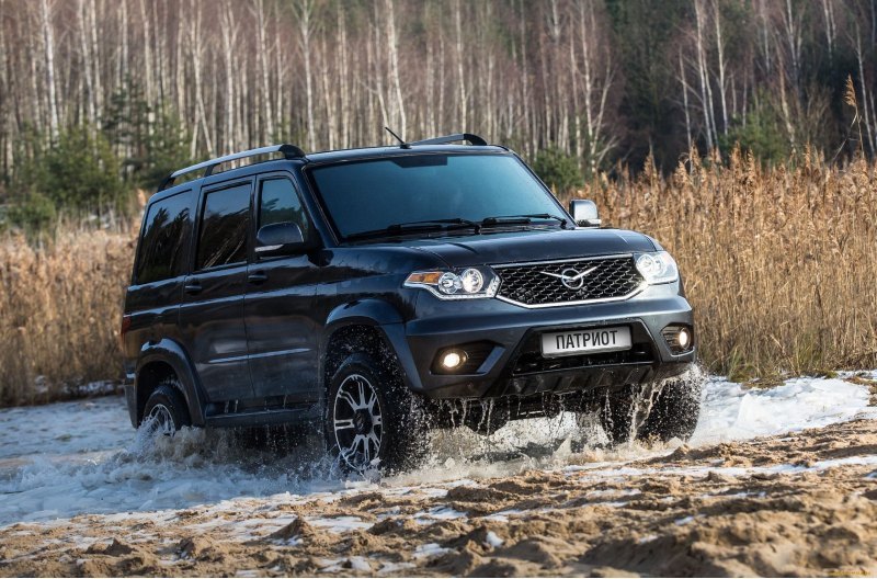 А наименьшее продажи снова показал внедорожник…