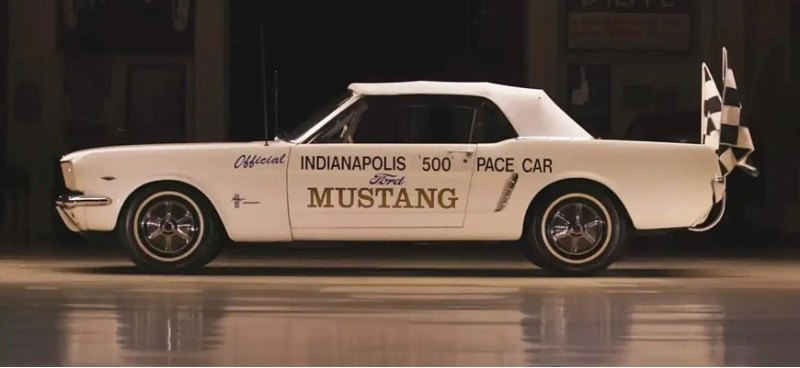 Самый первый автомобиль безопасности Ford Mustang…