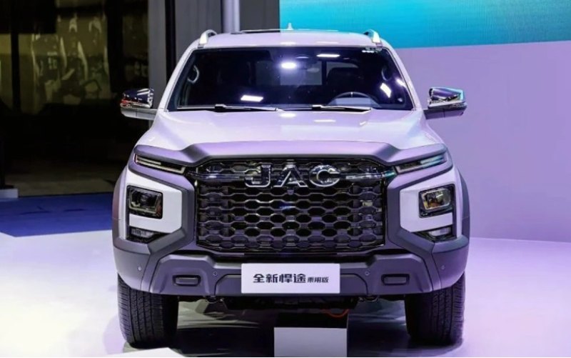 Скорее всего, обновленный JAC T9 может добраться…
