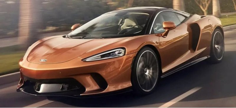 Если ехать на McLaren GT слишком быстро, капот…