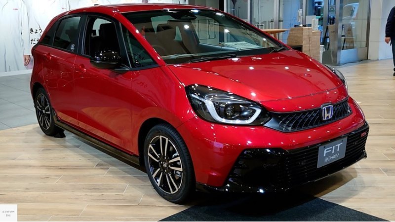 Toyota Corolla: Это один из самых популярных и…