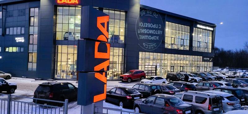 В автосалоне раскрыли, когда на самом деле ждать…