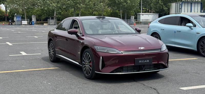 У Chery появился седан с запасом хода больше 1500…