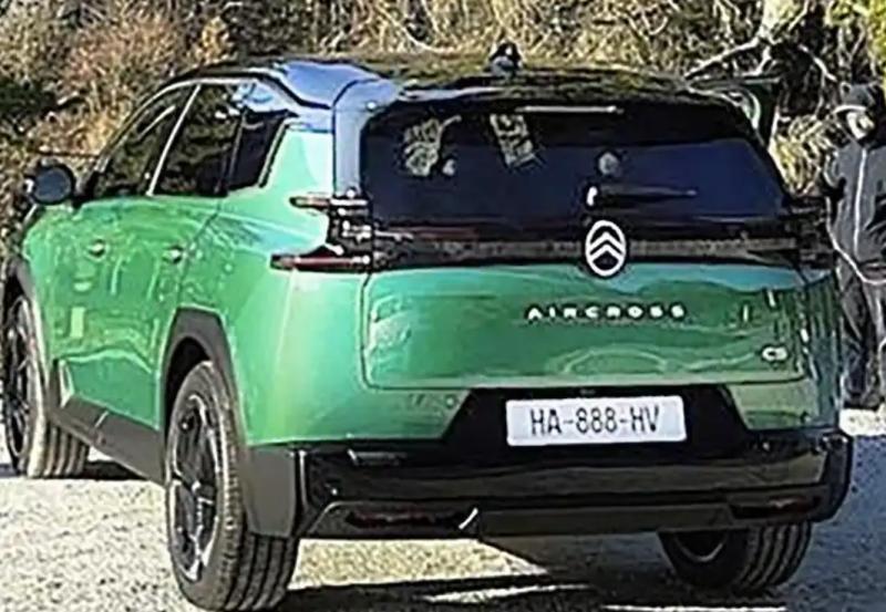 Емкость аккумулятора составит 73 кВт·ч и 98 кВт·ч…