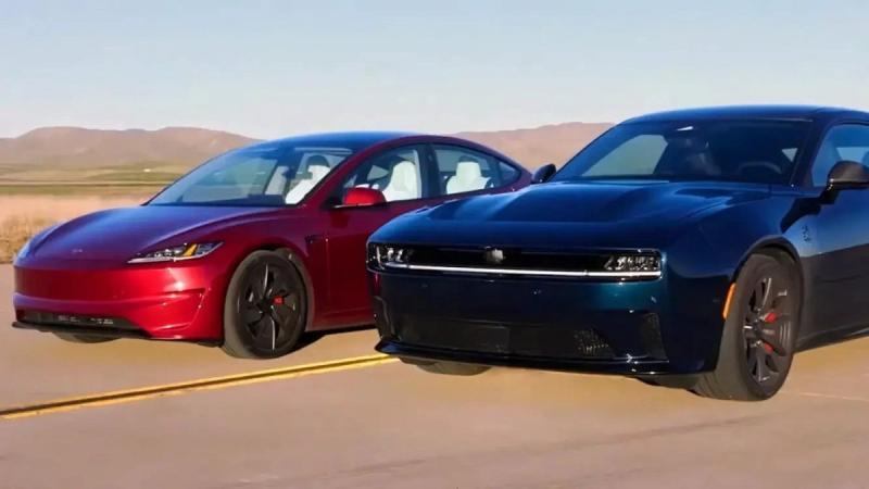 Сможет ли новый Dodge Charger Daytona Scat Pack…
