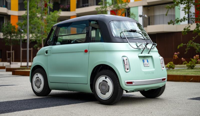 Fiat Topolino на трассе делать нечего, однако он…
