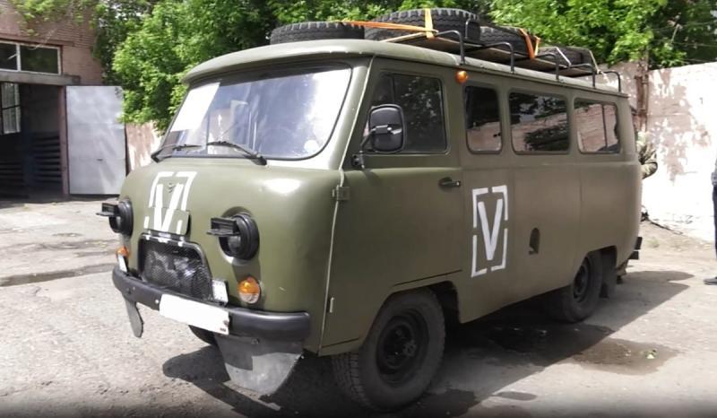 Из старого УАЗа в военный бронеавтомобиль: омские…