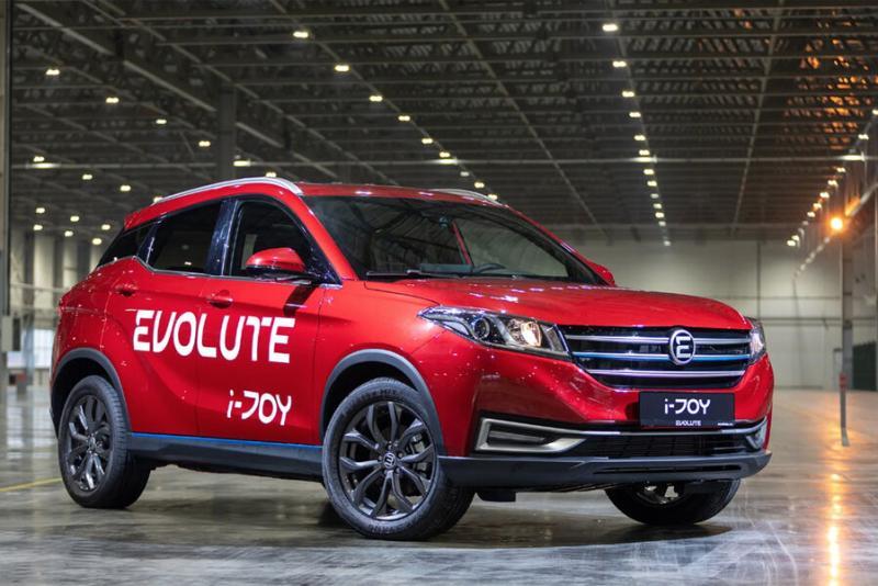 Evolute i-Pro можно отнести к седану С-класса,…