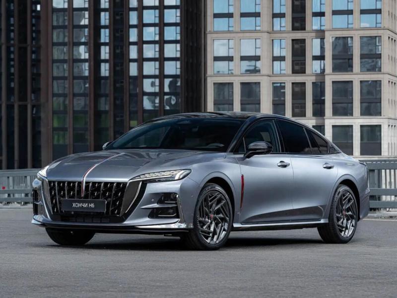 Китайский лифтбэк Hongqi H6 протестировали на…
