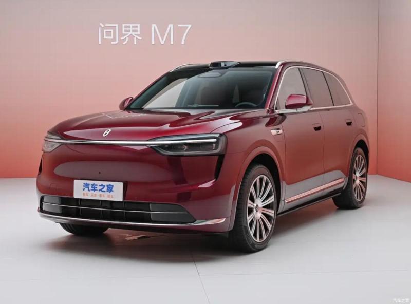 Предзаказы на новый AITO M7 откроют 5 сентября:…