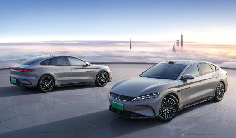 Дорого: в РФ продают гибридный седан BYD Han PHEV…