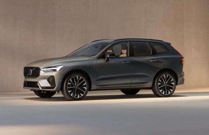 До России добрались новейшие Volvo XC60 II второй…