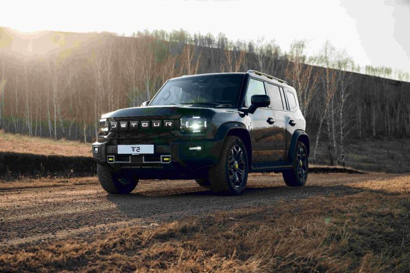 Jetour «обвалил» цены: скидки до 880 000 рублей…