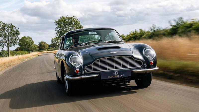 Легенда 1967 года без бензина: Aston Martin DB6…