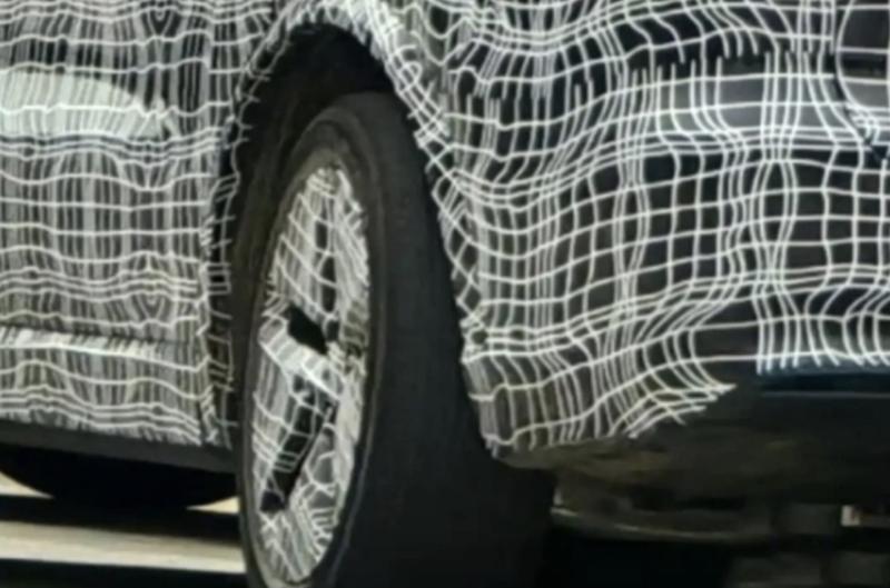 Дореформенный Li Auto L9 использует аккумулятор…