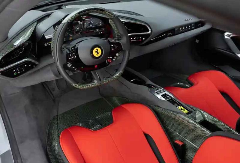 Обычно Ferrari ассоциируется с ярко-красным Rosso…