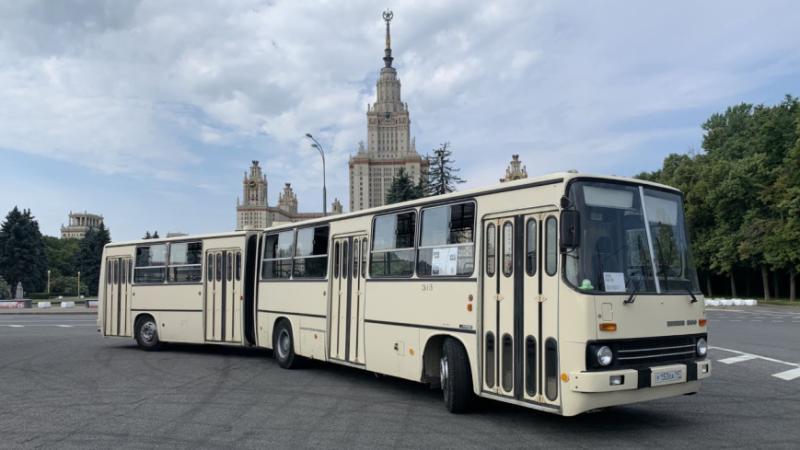 Под заказ производитель мог поставить любой…