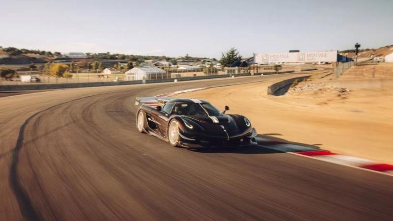 Шведская компания Koenigsegg вновь доказала, что…